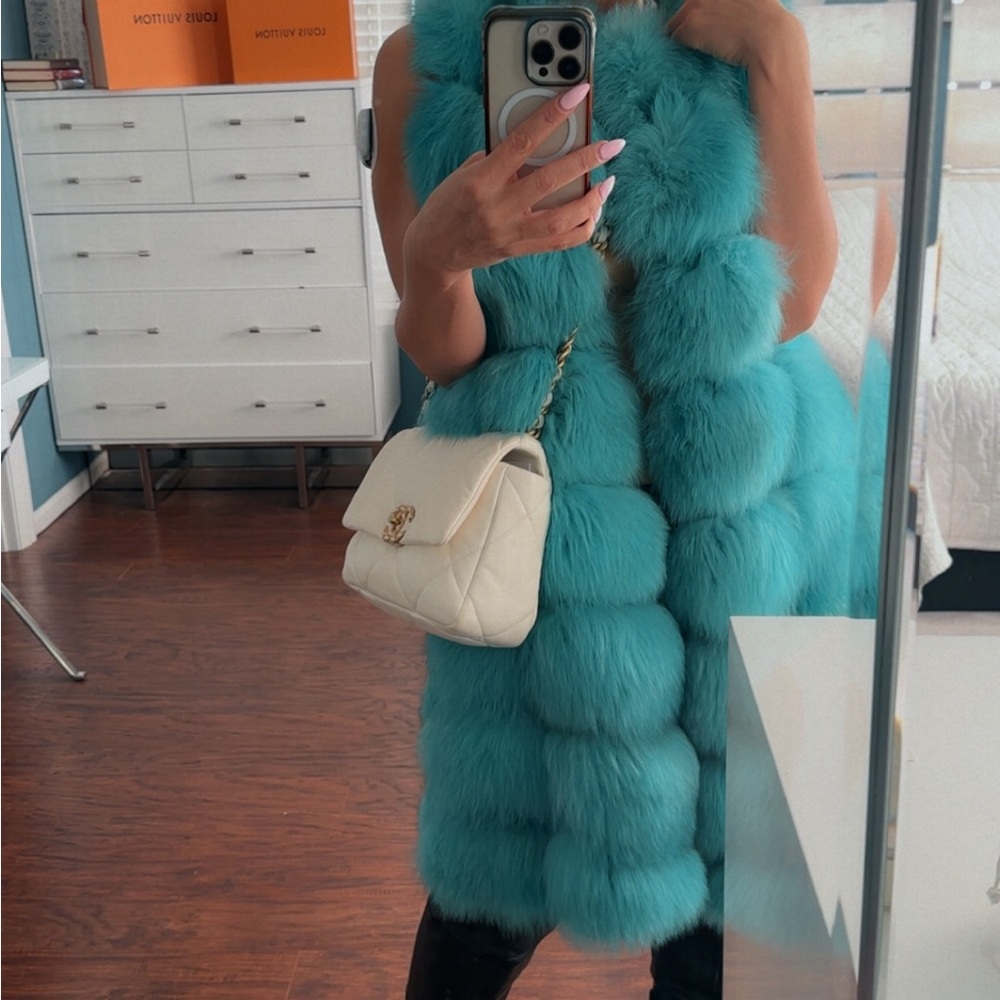 Chic Turquoise Fox  Fur Vest